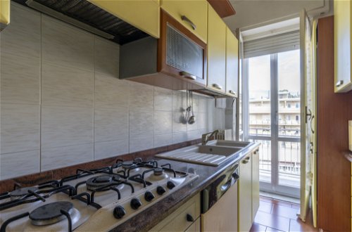 Foto 9 - Apartamento de 2 habitaciones en Finale Ligure con vistas al mar