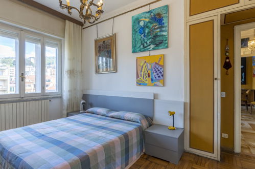 Foto 5 - Appartamento con 2 camere da letto a Finale Ligure con vista mare