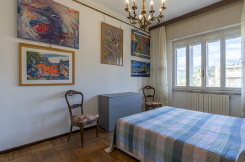 Foto 11 - Apartamento de 2 habitaciones en Finale Ligure con vistas al mar