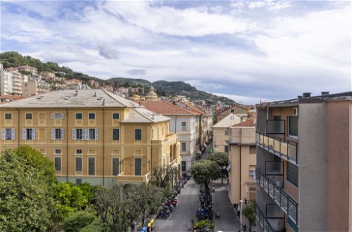 Foto 22 - Apartamento de 2 habitaciones en Finale Ligure con vistas al mar