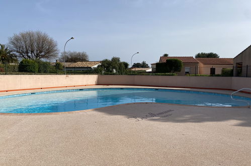 Photo 23 - 1 bedroom House in Bormes-les-Mimosas with swimming pool and sea view