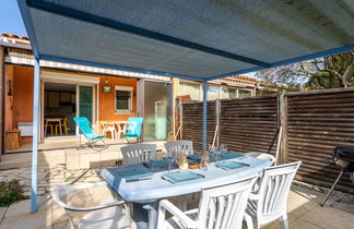 Foto 3 - Casa de 1 habitación en Bormes-les-Mimosas con piscina y jardín