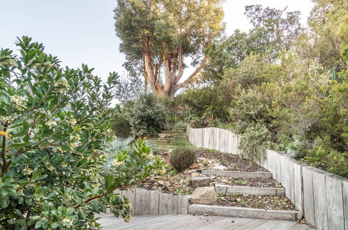 Photo 24 - Maison de 3 chambres à Le Lavandou avec jardin et terrasse