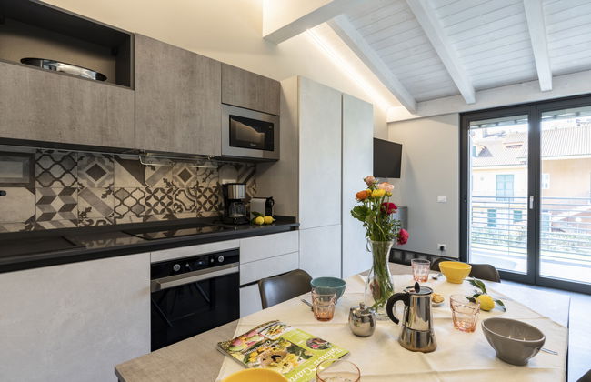 Apartamento de 1 quarto em Imperia com piscina e jardim - Foto 2