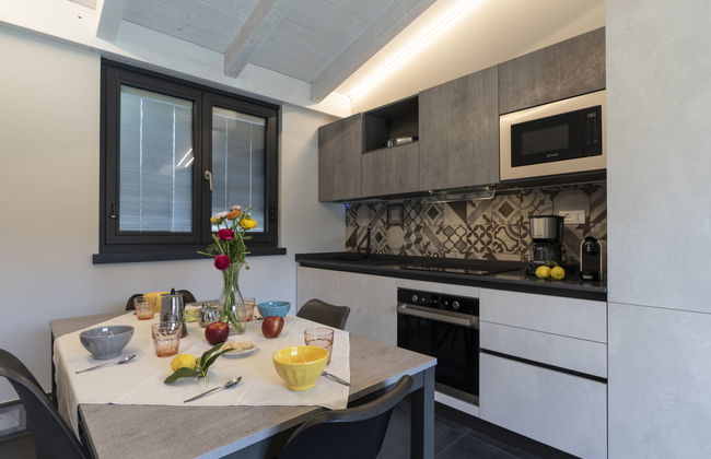 Apartamento de 1 quarto em Imperia com piscina e jardim - Foto 10