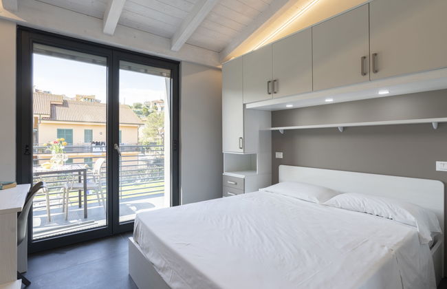 Apartamento de 1 quarto em Imperia com piscina e jardim - Foto 18