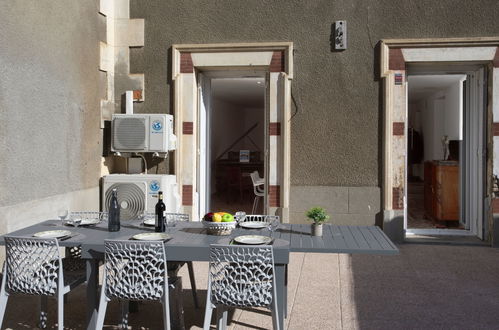 Photo 17 - 4 bedroom House in Torreilles with terrace