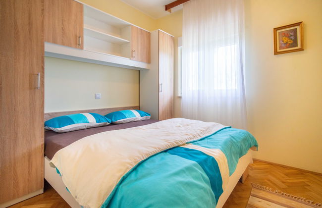 Casa de 3 quartos em Klana com piscina privada e jardim - Foto 4