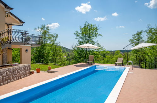 Foto 6 - Casa de 2 quartos em Klana com piscina privada e vistas do mar