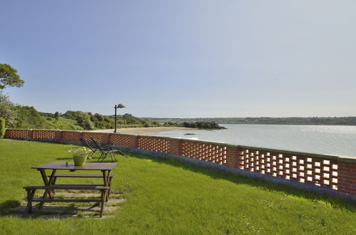 Photo 2 - Maison de 3 chambres à Hillion avec jardin et vues à la mer