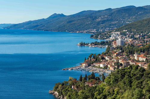 Foto 42 - Casa de 2 quartos em Opatija com jardim e terraço