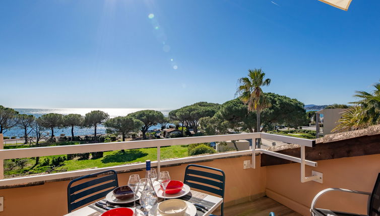 Photo 1 - Appartement de 1 chambre à Roquebrune-sur-Argens avec piscine et terrasse