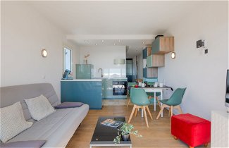 Photo 3 - Appartement de 1 chambre à Roquebrune-sur-Argens avec piscine et vues à la mer