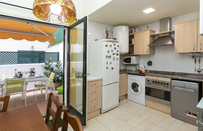 2 bedroom Apartment in Tossa de Mar with terrace - Photo 4