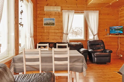 Foto 4 - Haus mit 1 Schlafzimmer in Enontekiö mit sauna und blick auf die berge