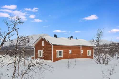 Foto 21 - Haus mit 1 Schlafzimmer in Enontekiö mit sauna und blick auf die berge