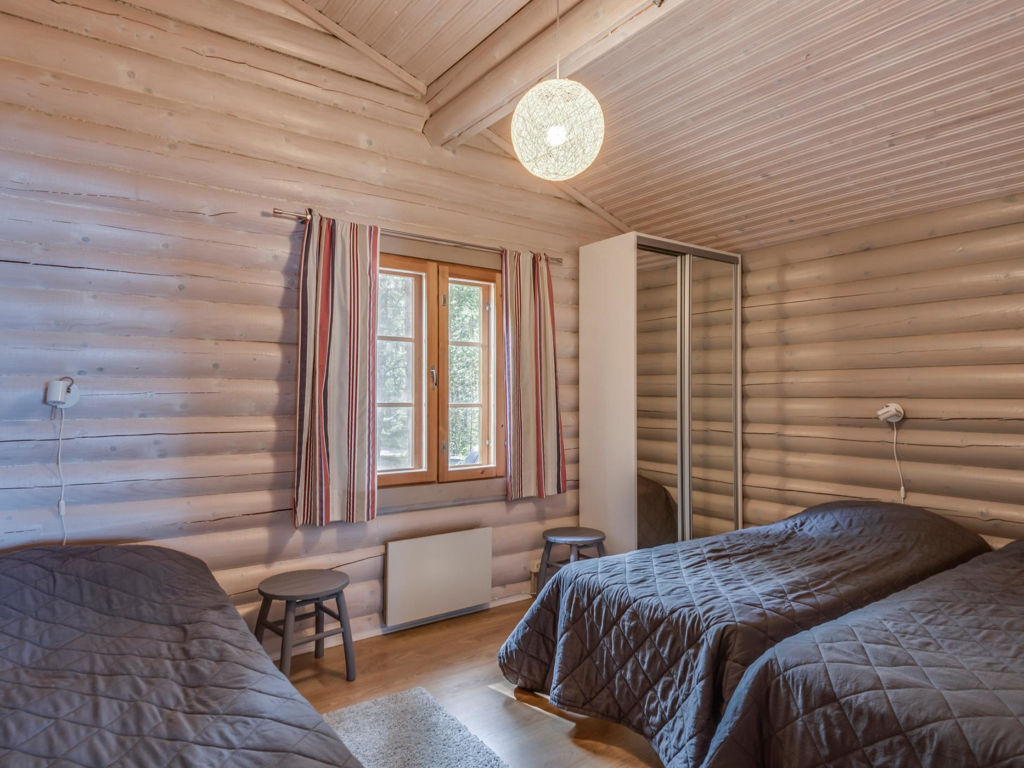Foto 15 - Haus mit 2 Schlafzimmern in Sauvo mit sauna