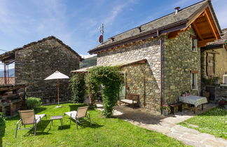 Photo 1 - Maison de 2 chambres à Peglio avec jardin et terrasse