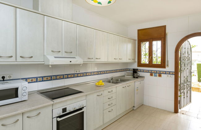 Casa de 4 quartos em Mont-roig del Camp com piscina privada e jardim - Foto 11