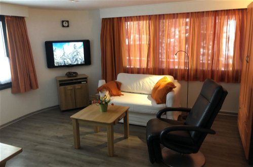 Foto 12 - Appartamento con 1 camera da letto a Saas-Grund con giardino
