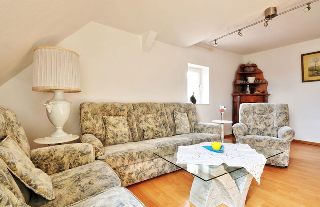 Apartamento de 2 quartos em Schieder-Schwalenberg com jardim e terraço - Foto 1