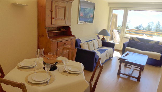 Apartamento de 2 quartos em Crans-Montana com piscina e terraço - Foto 3
