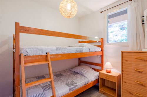 Foto 10 - Appartamento con 1 camera da letto a Roquebrune-sur-Argens con piscina e vista mare