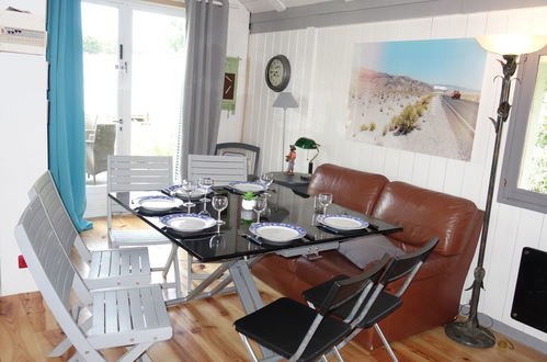 Photo 10 - 2 bedroom House in Dinard with swimming pool and garden