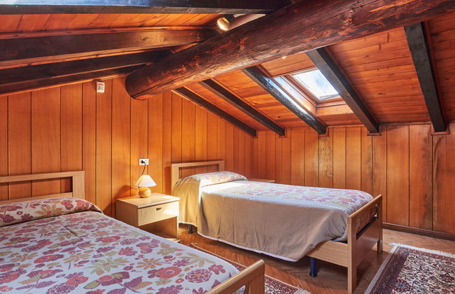 Apartamento de 2 quartos em Dongo com jardim e terraço - Foto 11