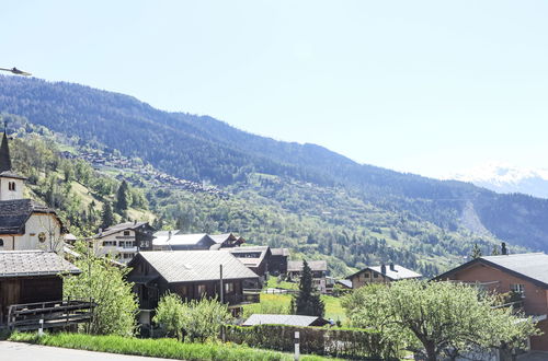 Photo 13 - Location de vacances de 2 chambres à Inden avec terrasse et vues sur la montagne