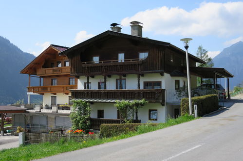 Foto 1 - Apartamento de 4 quartos em Bruck am Ziller com terraço e vista para a montanha