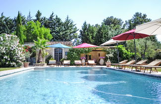 Photo 1 - Maison de 3 chambres à Lagnes avec piscine et jardin