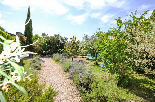 Photo 39 - 3 bedroom House in Lagnes with swimming pool and garden