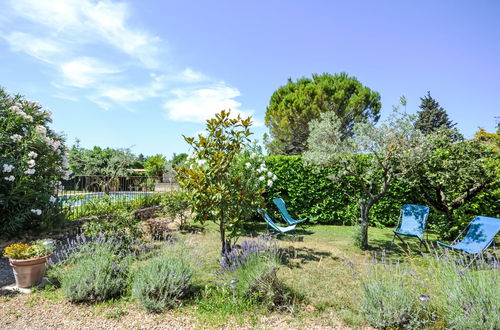 Photo 43 - 3 bedroom House in Lagnes with swimming pool and garden