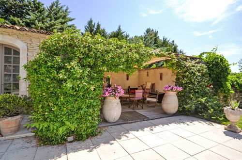 Photo 16 - 3 bedroom House in Lagnes with swimming pool and garden