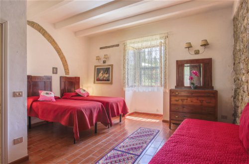 Foto 15 - Appartamento con 2 camere da letto a Monteriggioni con piscina e giardino