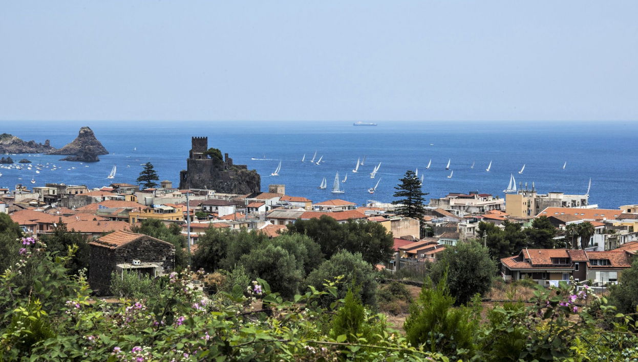 Apartamento de 1 quarto em Aci Castello com terraço - Foto 1