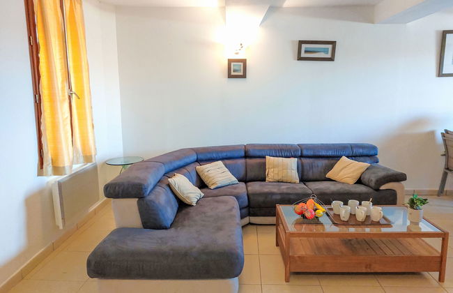 4 bedroom House in Gruissan with garden and terrace - Photo 6