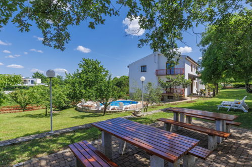 Photo 9 - Appartement de 2 chambres à Poreč avec piscine et jardin