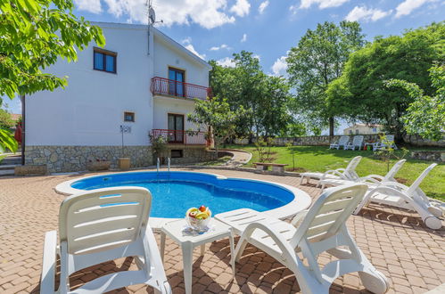 Foto 1 - Apartamento de 2 quartos em Poreč com piscina e vistas do mar