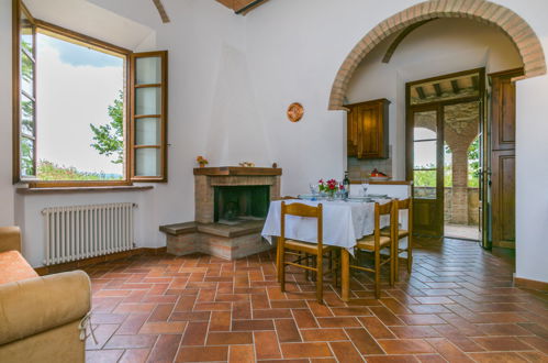 Photo 5 - Appartement de 1 chambre à Volterra avec piscine et jardin