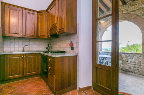 Photo 6 - 1 bedroom Apartment in Volterra with swimming pool and garden