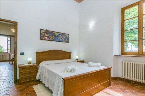 Foto 11 - Apartment mit 1 Schlafzimmer in Volterra mit schwimmbad und garten