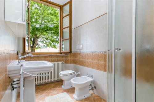 Foto 17 - Appartamento con 1 camera da letto a Volterra con piscina e giardino
