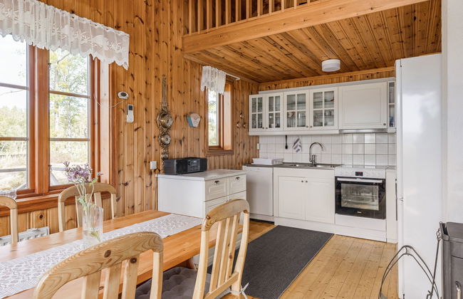 Casa de 2 quartos em Färgelanda com jardim e terraço - Foto 9