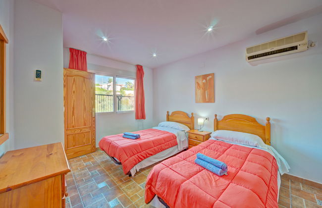 Appartement de 3 chambres à Calp avec piscine et jardin - Photo 17