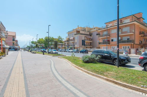 Photo 27 - Appartement de 2 chambres à Pomezia avec terrasse et vues à la mer