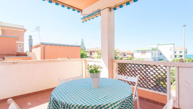 Apartment mit 3 Schlafzimmern in Pomezia mit terrasse - Foto 3