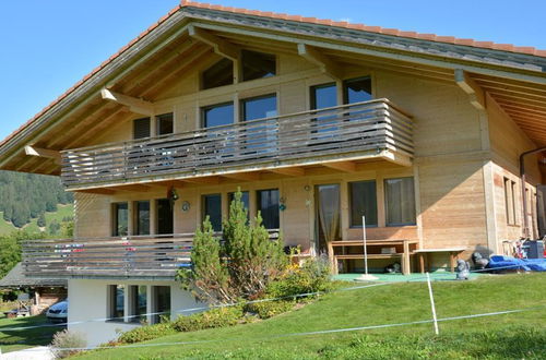 Photo 1 - 2 bedroom Apartment in Zweisimmen