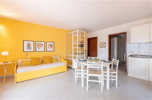 Photo 8 - Appartement de 1 chambre à Capoliveri avec jardin et vues à la mer